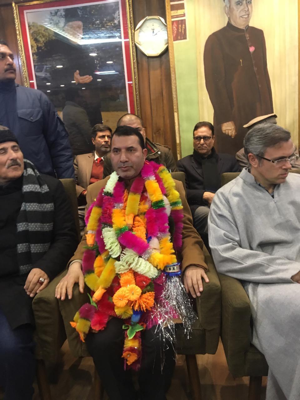 Farooq Shah joins NC